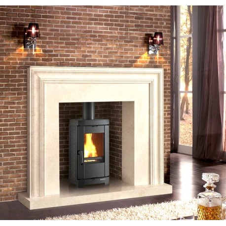 Nordica Extraflame Fedora 8.3kW Fogão a Lenha de Aço Preto